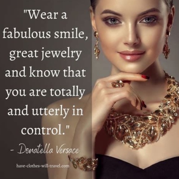 Thanks for shopping my closet! Make me an offer on your favorite items! 😊 - Picture 2 of 16